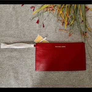 Michael Kors LG Clutch